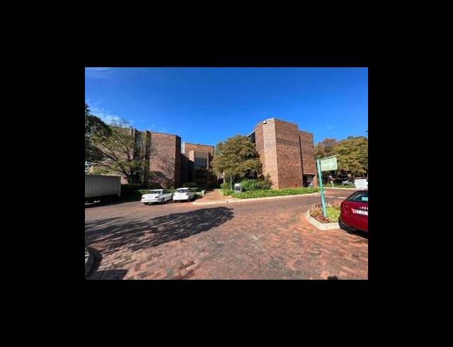 OFFICE PROPERTY TO RENT IN ORMONDE